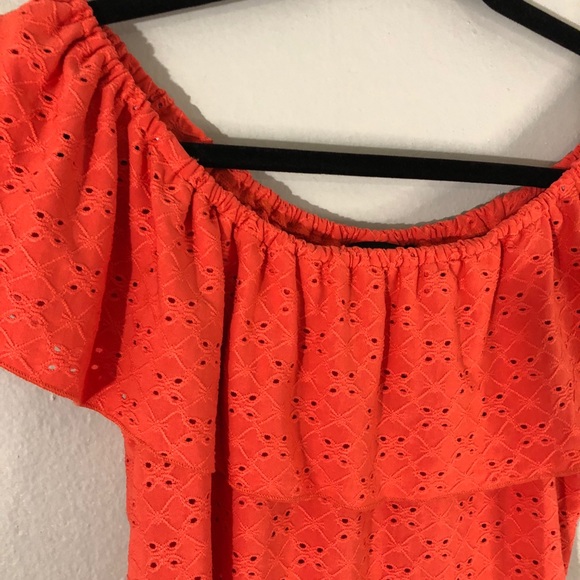 Off the shoulder top - Picture 2 of 3